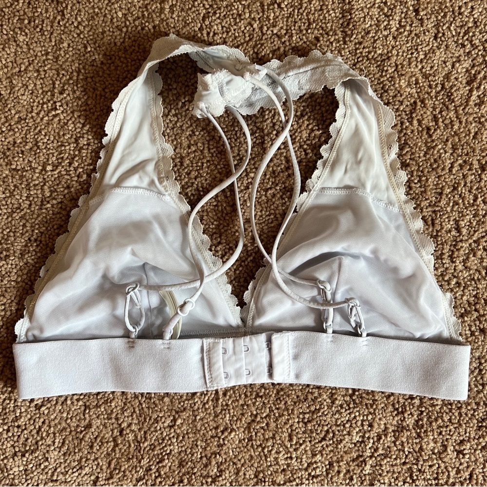 Victoria’s Secret PINK Lace Bralette Size small light blue - Picture 2 of 5